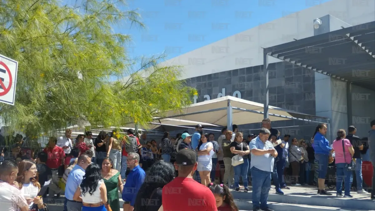 Evacúan a 804 personas en 2 minutos durante simulacro en Pueblito Mexicano