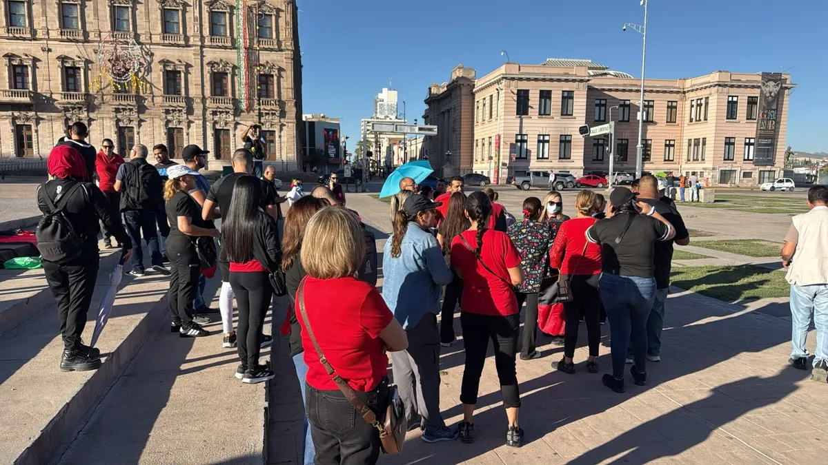 Exigen trabajadores del IMSS mejoras salariales y laborales en Chihuahua