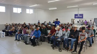 Beneficia Estado a 126 personas con apoyos en Ciénaga de Ortiz