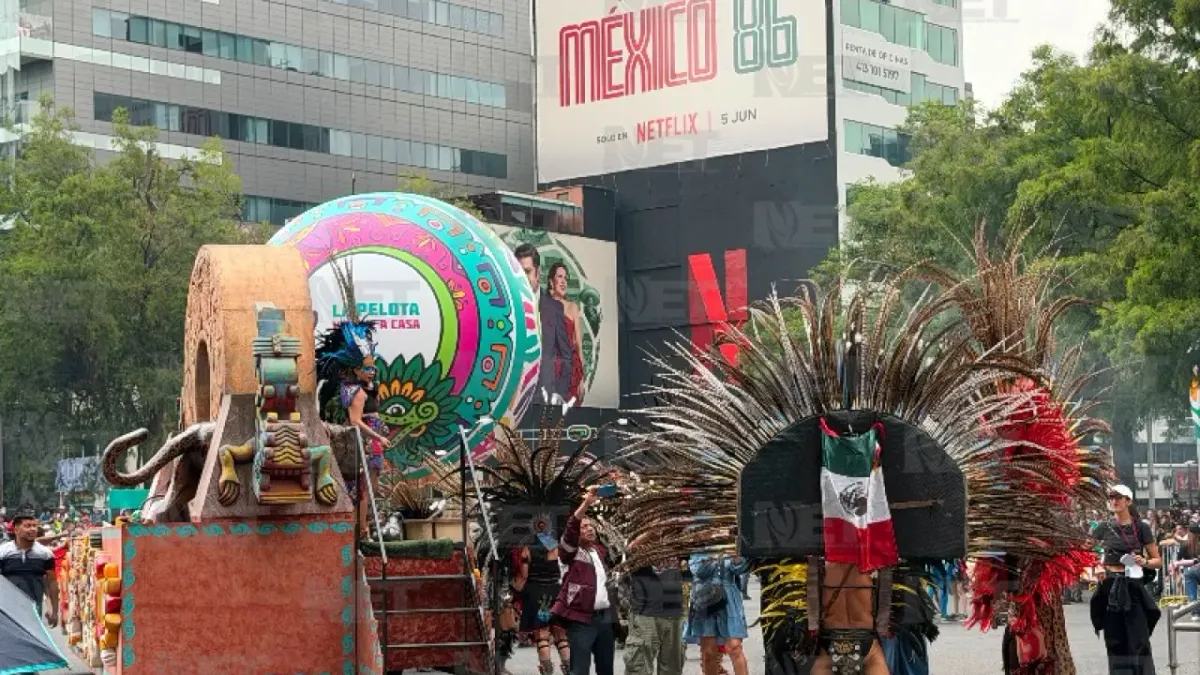 Más de 200 mil personas asisten a desfile mundialista en Ciudad de México