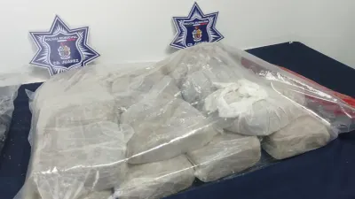 Abandonan maleta con más de 10 kilos de marihuana en la División del Norte