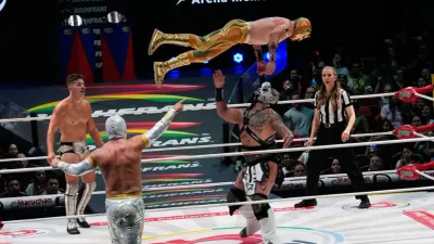 Turistas del Mundial abarrotan la Arena México para ver lucha libre