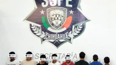 Rescatan a 14 personas y detienen a 8 por secuestro en Bellavista