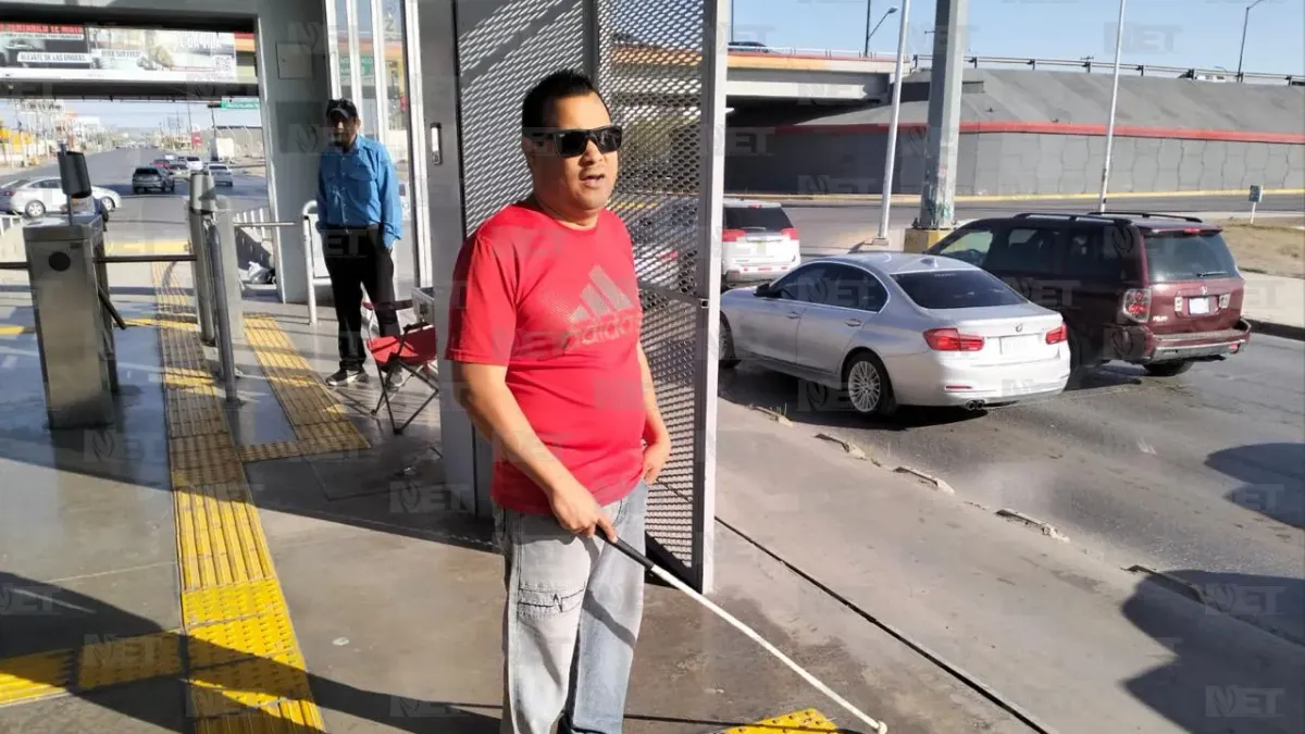 Implementa Juárez Bus anuncios sonoros; usuarios con discapacidad piden mejoras