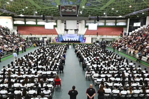 Cobach Plantel 1 gradúa a 754 estudiantes en Chihuahua