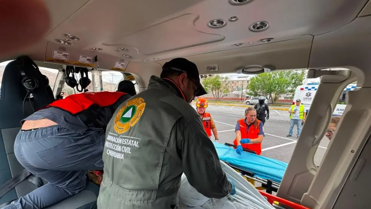 Realizan traslado aéreo de paciente desde Guachochi a Chihuahua