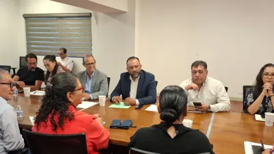 Refuerza alcalde alianza con la industria maquiladora de Juárez