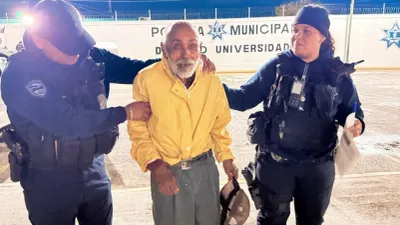 Rescata Policía Municipal a adulto mayor extraviado durante lluvias