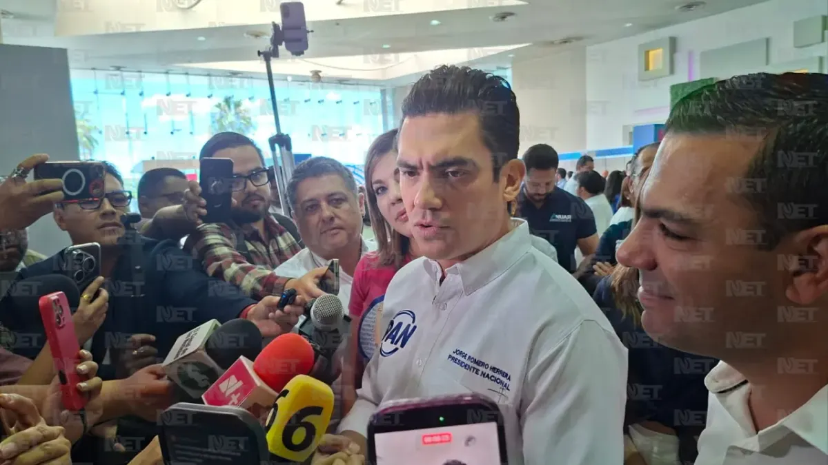 Afirma Romero que Maru Campos salió fortalecida de ataques en su contra