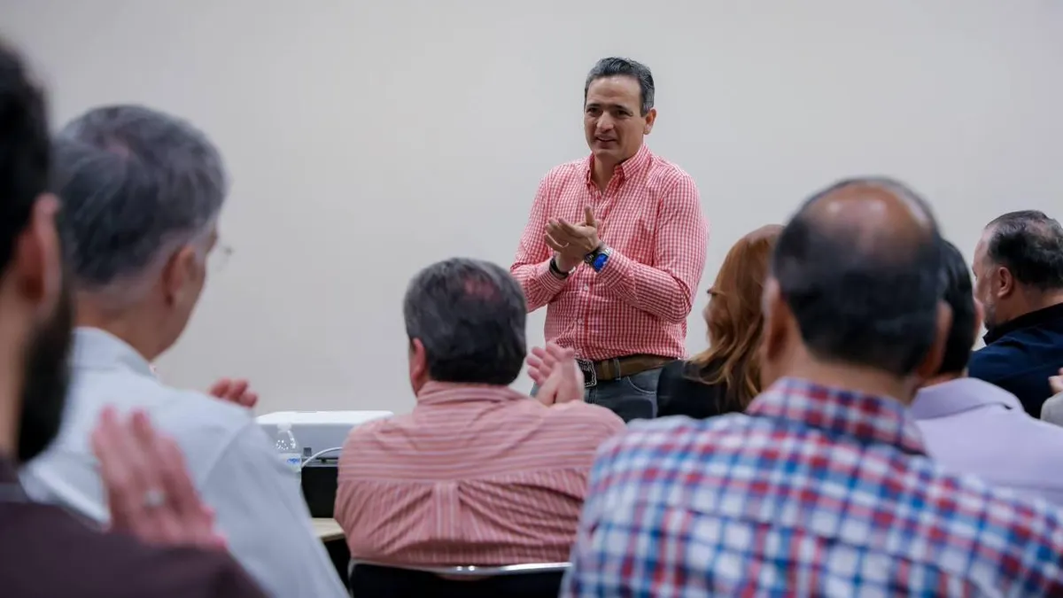Reúne Marco Bonilla a grupos del PAN y suma a integrantes del equipo de Jáuregui