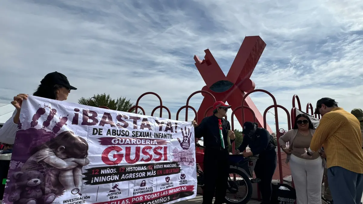 Colectivos presentan pliego petitorio en la 'X' ante visita de Sheinbaum