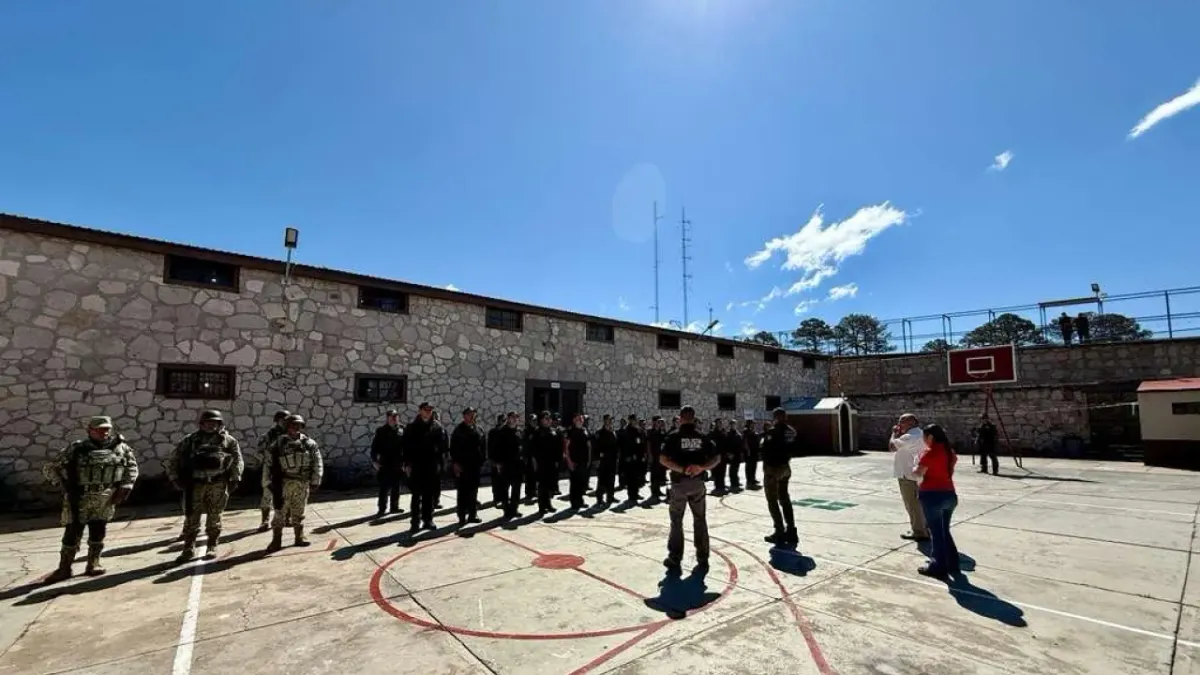 Revisan más de 600 internos en penales de Guachochi y Parral