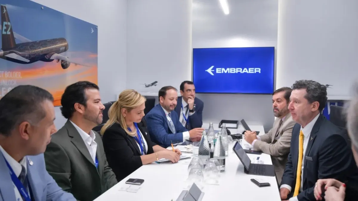 Respalda Maru Campos expansión de empresa Embraer en Chihuahua