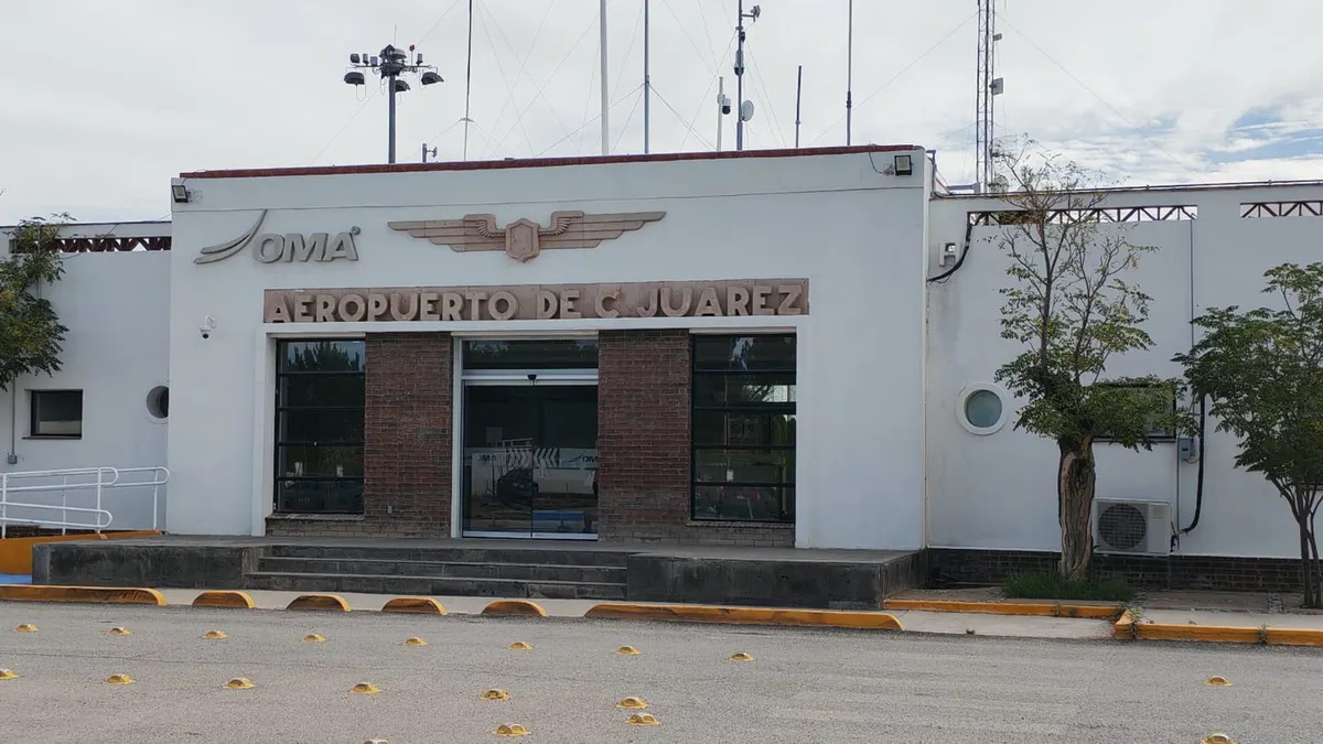 Arriba Maru Campos a Juárez para reunirse con Sheinbaum