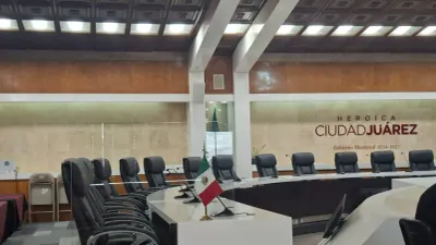 Se van de vacaciones los regidores de Juárez, regresan en agosto