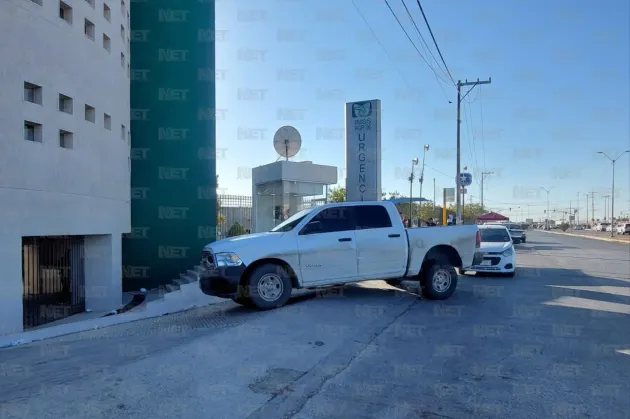 Llega adolescente baleado al IMSS; familia lo retira sin esperar a la Policía