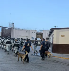 Realizan operativo en Cereso 3 y aseguran objetos prohibidos