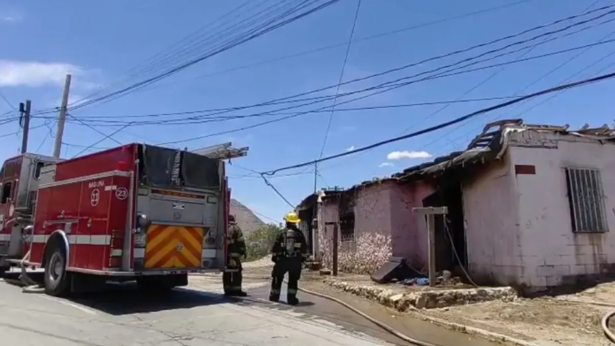 Incendio consume vivienda en Nueva Galeana