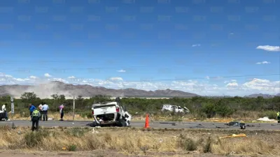 Mantienen en valoración a mujer embarazada herida en carreterazo