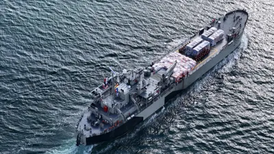Zarpan buques de la Armada de México con ayuda humanitaria para Venezuela