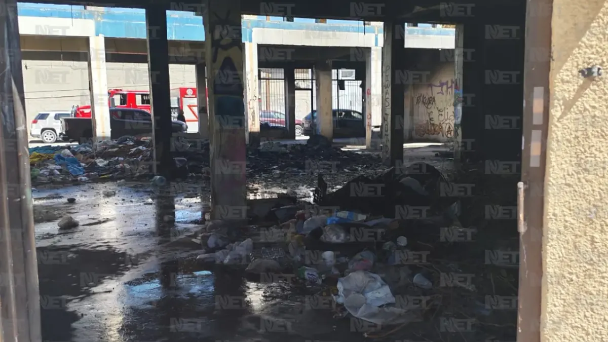 Incendio en edificio abandonado moviliza a Bomberos en El Barreal