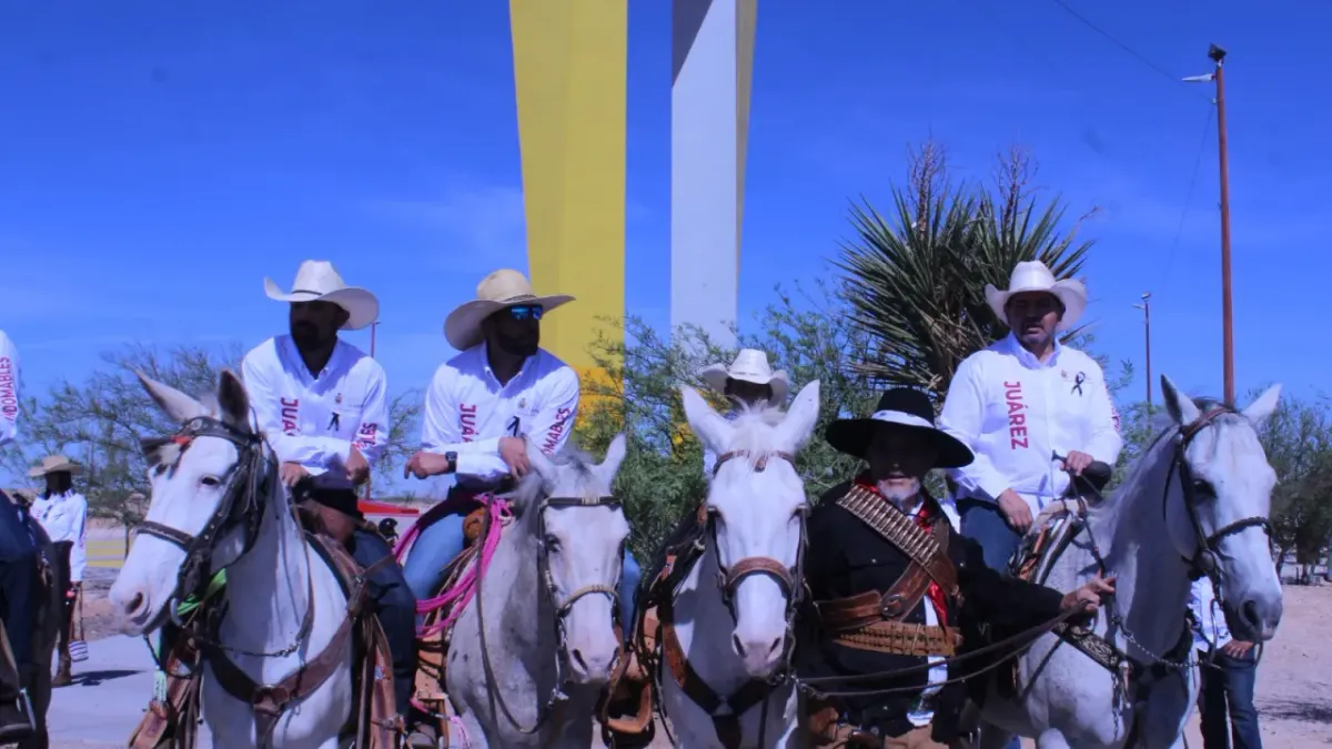 Inicia Cabalgata Villista con 300 jinetes desde Ciudad Juárez rumbo a Parral