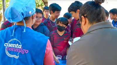 Comedor móvil beneficia a 262 alumnos en secundaria de Chihuahua