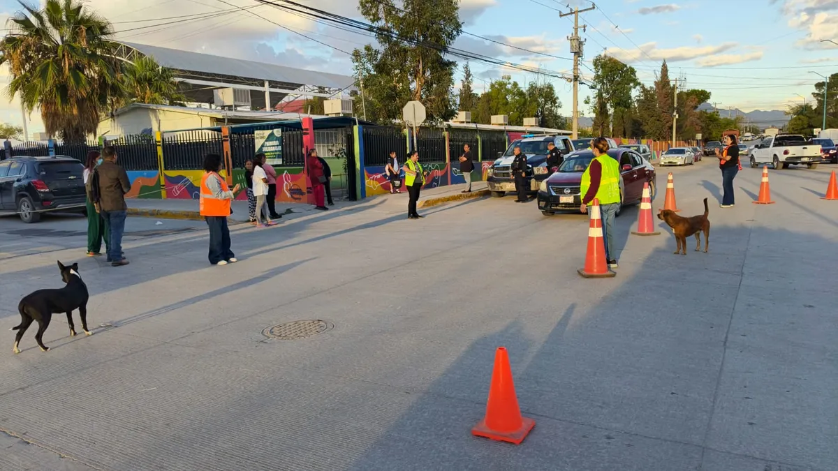 Llaman a denunciar actos indecorosos cerca de escuelas en Juárez