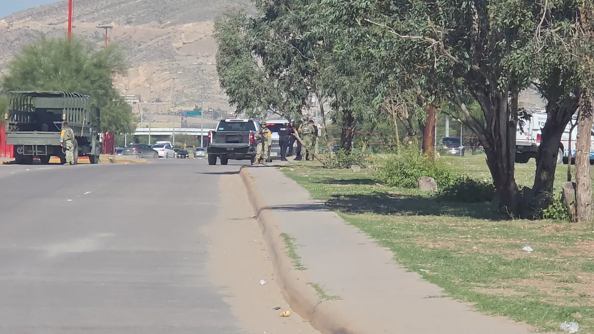 Encuentran cadáver en bulevar Juan Pablo II