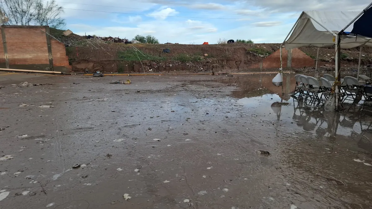 Inundación y derrumbe de barda afectan a Casa Hogar El Manantial