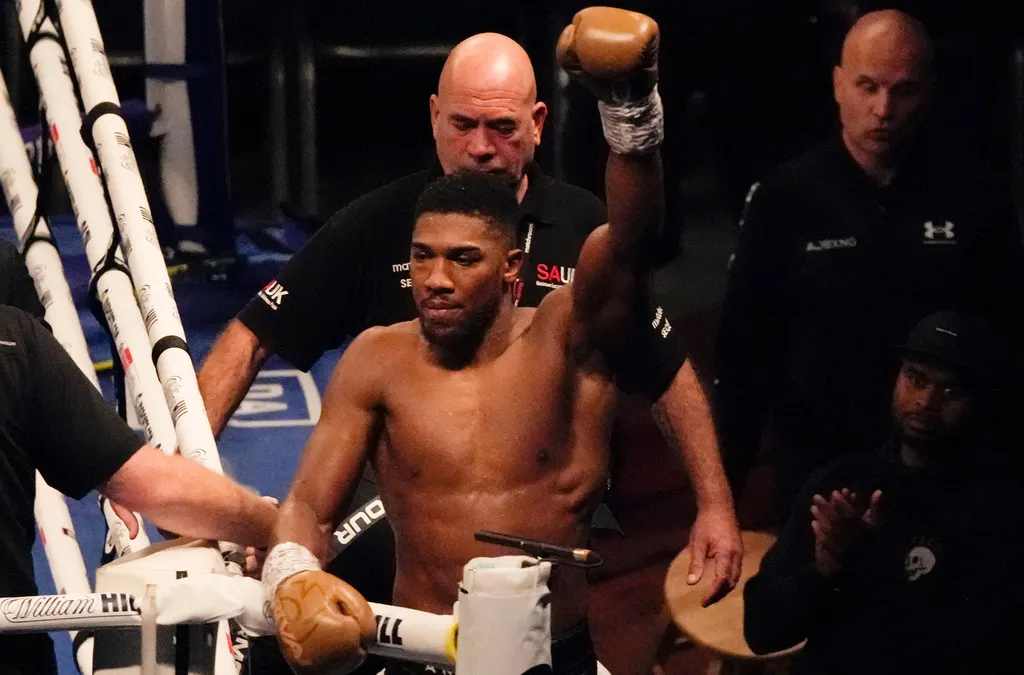 Confirman pelea Fury vs Joshua para diciembre en Cardiff