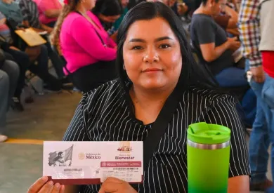 Inicia última etapa de entrega de becas Rita Cetina en Juárez