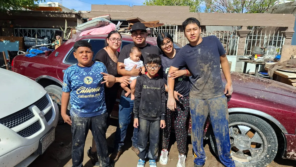 Vecinos de la Lucio Blanco piden ayuda para abuelos damnificados