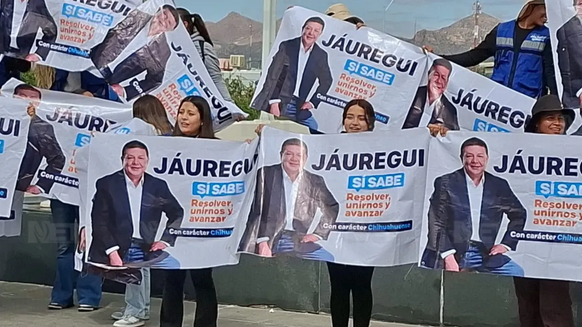 Panistas se manifiestan en Ciudad Judicial tras detención de Jáuregui