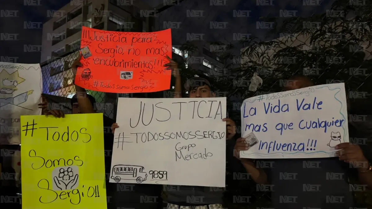 Recupera conciencia conductor de camión accidentado en Libramiento Independencia