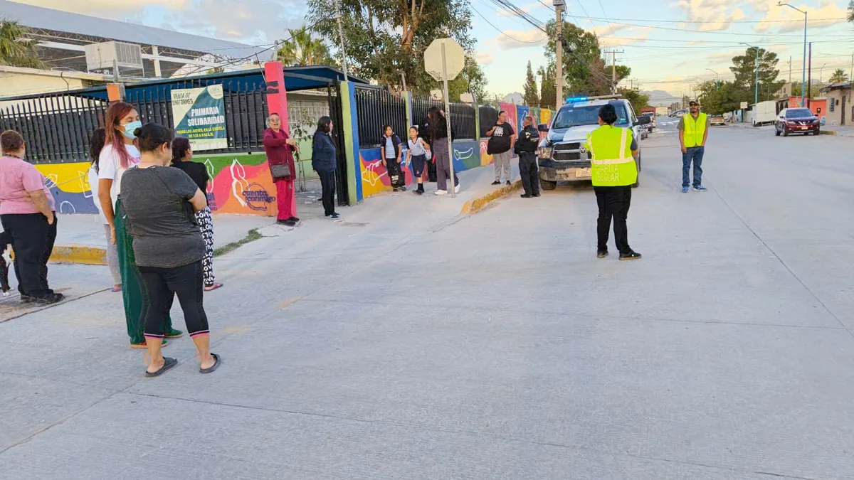 Llaman a denunciar actos indecorosos cerca de escuelas en Juárez