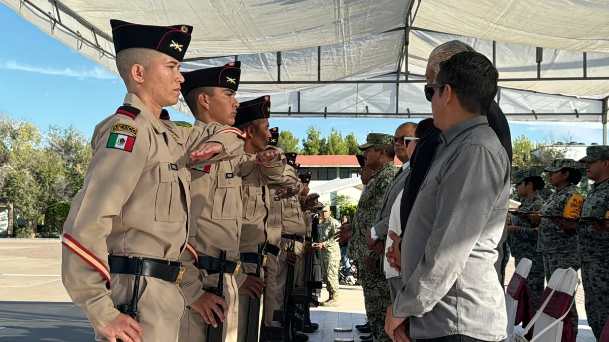 Reconocen a 48 conscriptos con ascensos en Guarnición Militar de Juárez