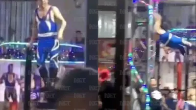 Captan caída fatal del luchador 'Piloto' durante función en Juárez