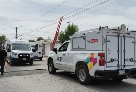 Muere trabajador de Izzi tras caer de poste por descarga eléctrica
