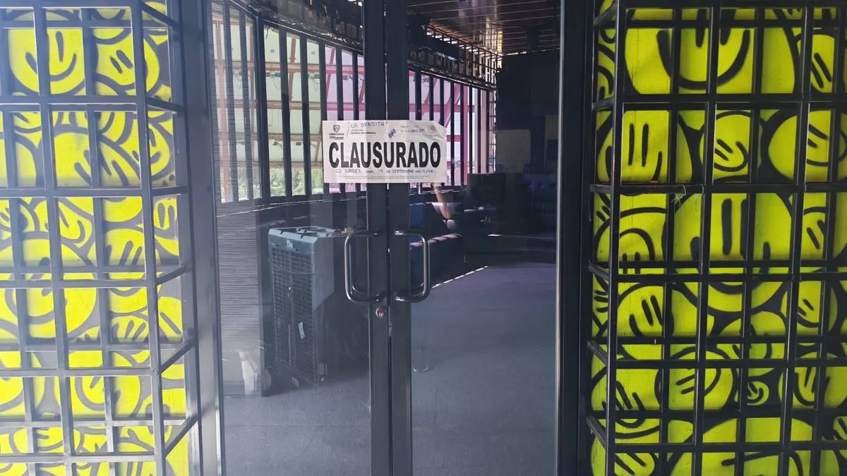 Inspecciona Gobernación bares de Plaza Portales tras videos de jóvenes inconscientes