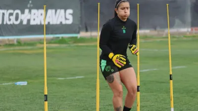 Anuncian Bravas la salida de la portera Karla Morales