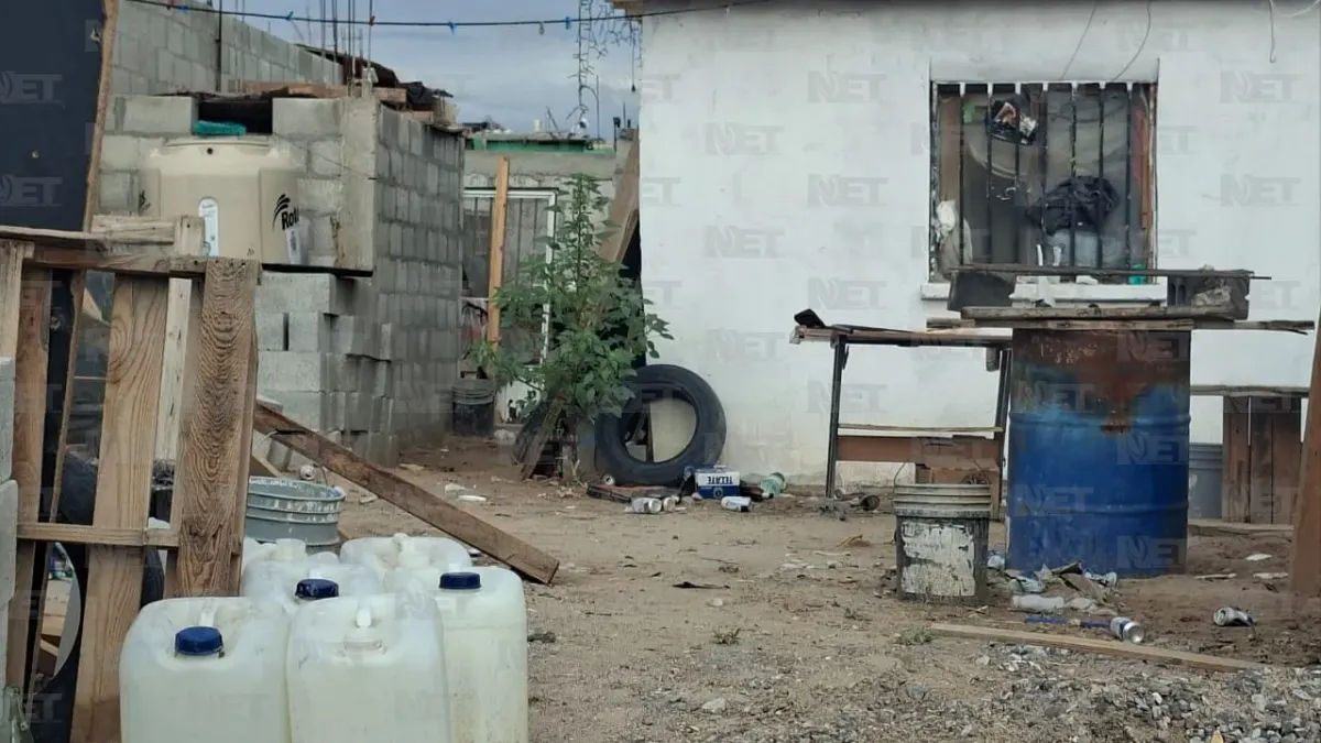 Realizan entrega semanal de agua en colonia La Nueva Conquista