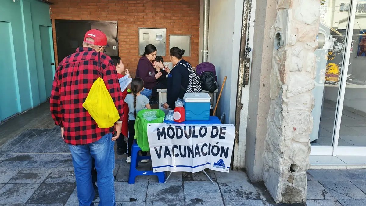 Secretaría de Salud habilita punto de vacunación en la 16 de Septiembre