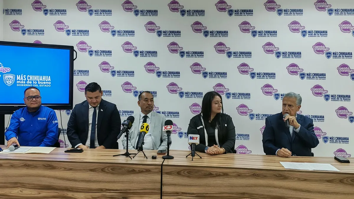 Ofrecen trámites de identidad a migrantes en jornada consular