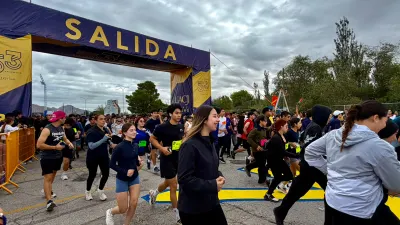 Arranca carrera por el 53 aniversario de la UACJ