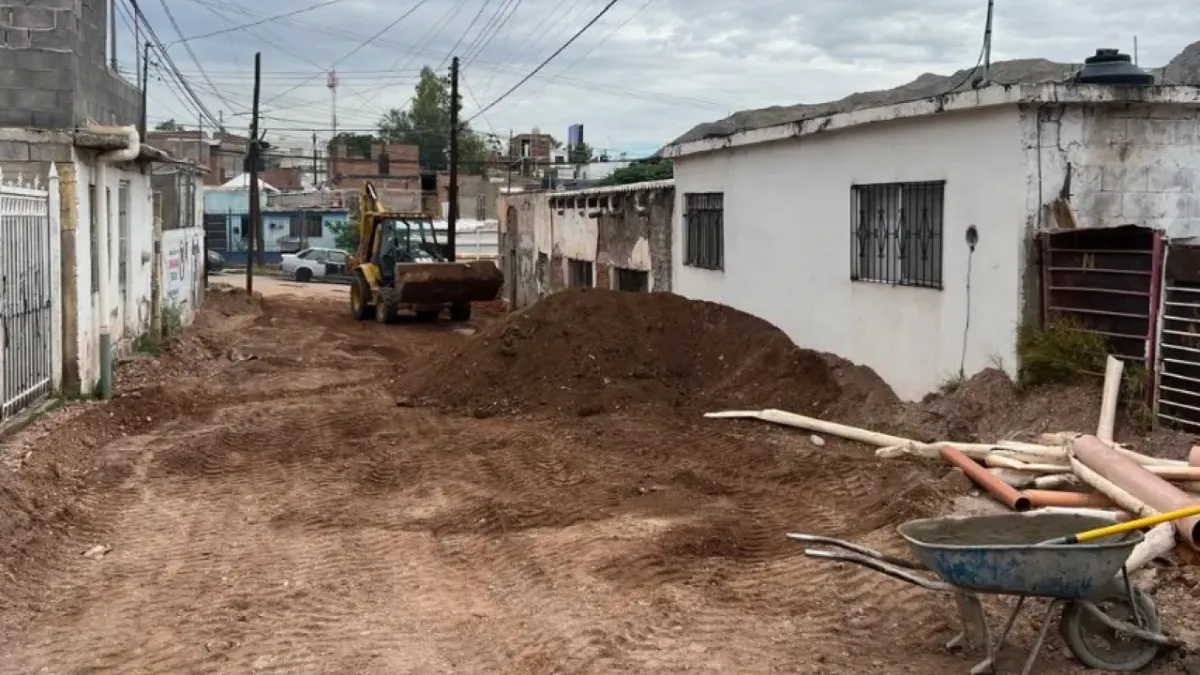 Pavimentan con concreto hidráulico cinco calles en colonias de Chihuahua