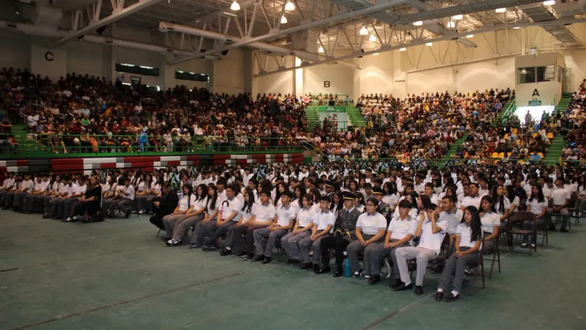 Se gradúan 48 mil 299 estudiantes de educación básica en Juárez
