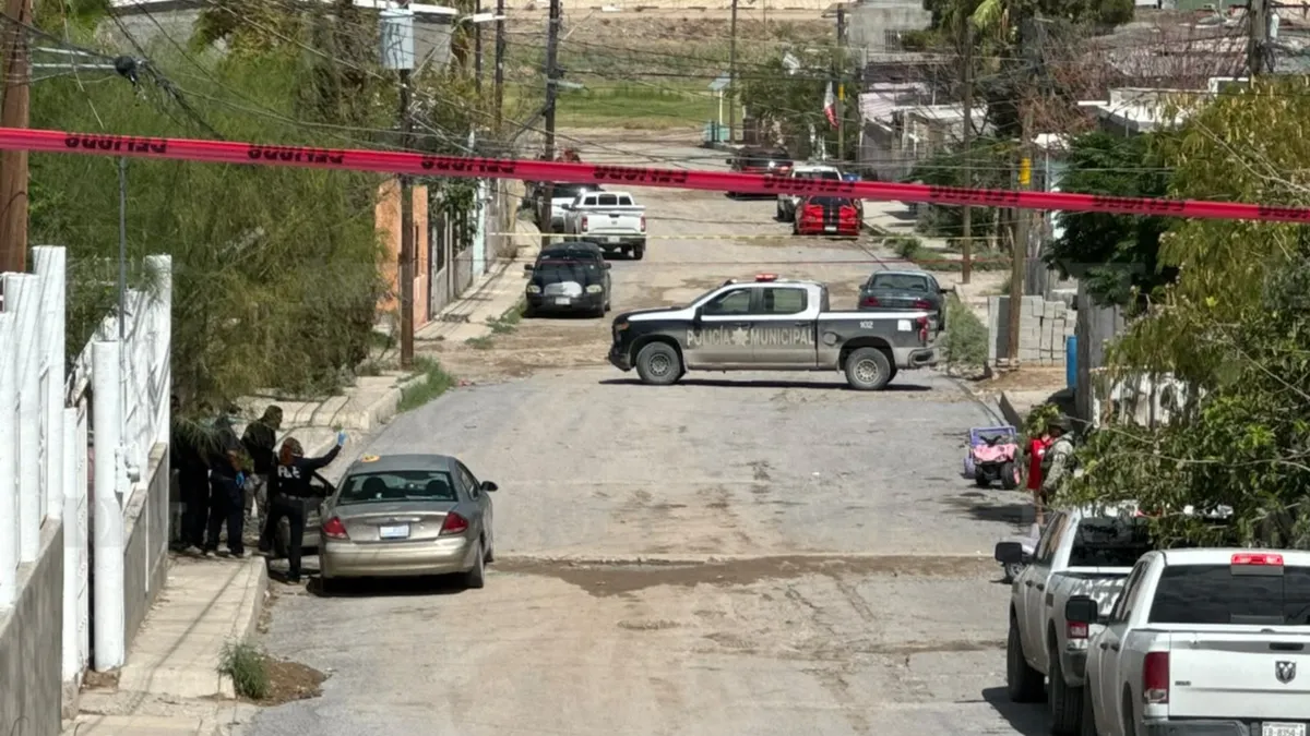 Arrestan a adolescente tras persecución; lo vinculan con homicidio en Franja del Río