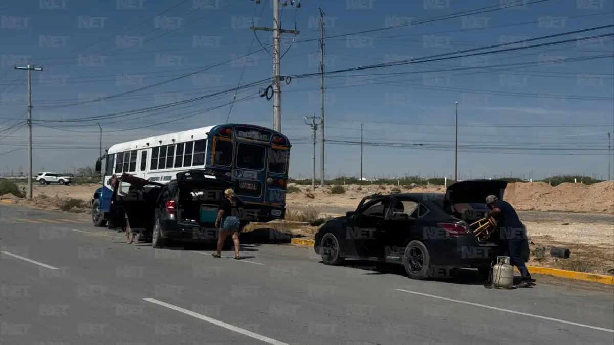 Choca conductor contra camión estacionado en Juárez