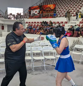 Realizan torneo de boxeo amateur con 150 participantes en Juárez
